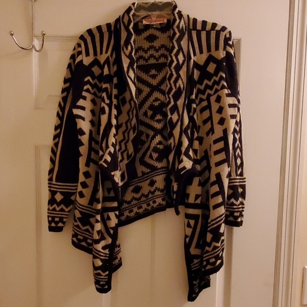 Patterned cardigan